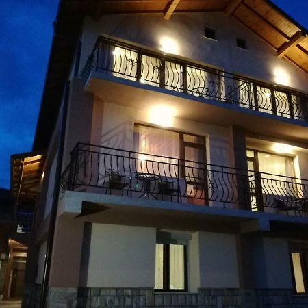 Къща Генчеви Otel Sarnitsa Dış mekan fotoğraf