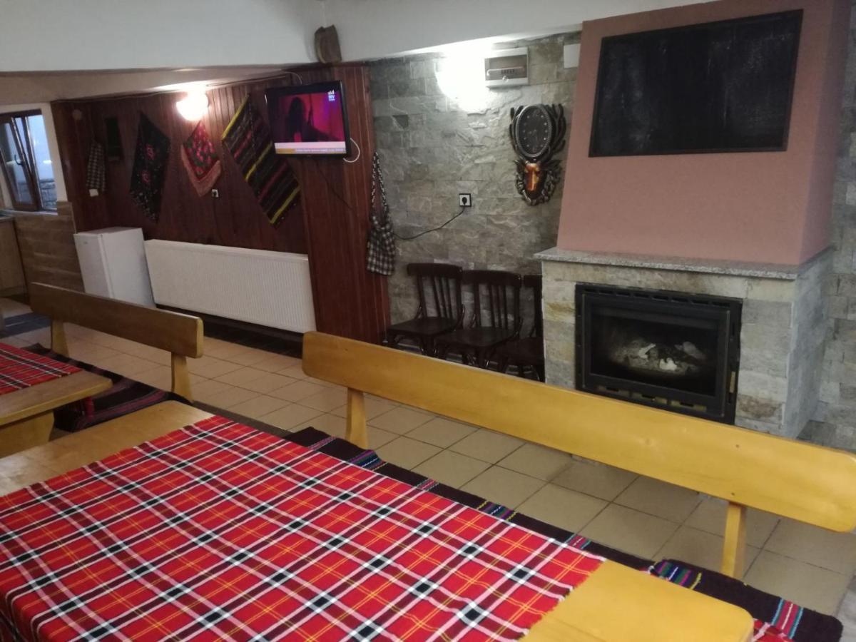 Къща Генчеви Otel Sarnitsa Dış mekan fotoğraf