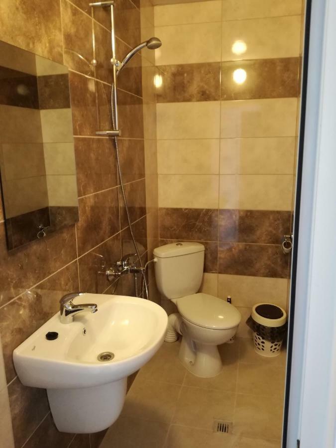 Къща Генчеви Otel Sarnitsa Dış mekan fotoğraf